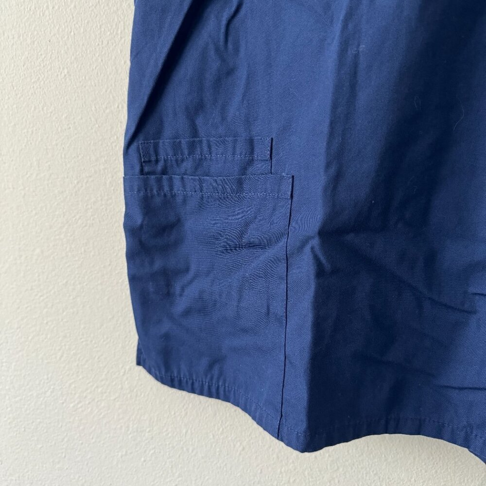 Cherokee | EUC Women's Scrubs Workwear Originals V-Neck Top 4700 Navy Size Small - Picture 5 of 8